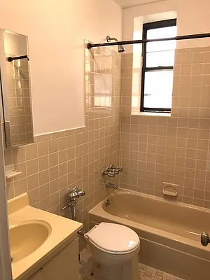 Rented by Vass Stevens Group | media 28