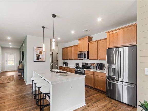7th image of this home