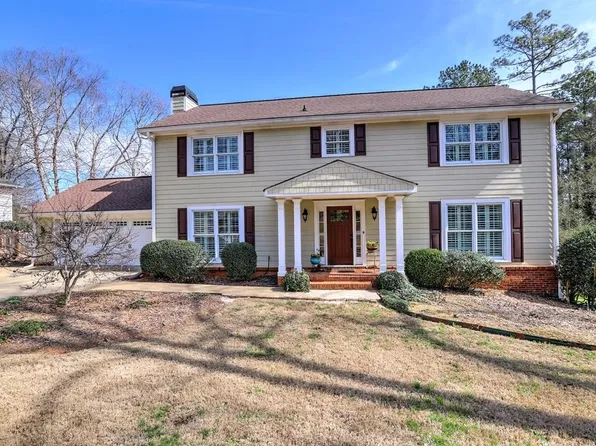 3611 High Green Dr, Marietta, GA 30068