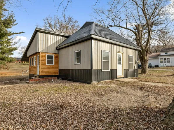 330 Bell STREET, Gays Mills, WI 54631