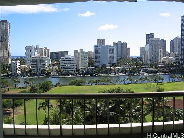 1st image of 2333 Kapiolani Blvd APT 1114