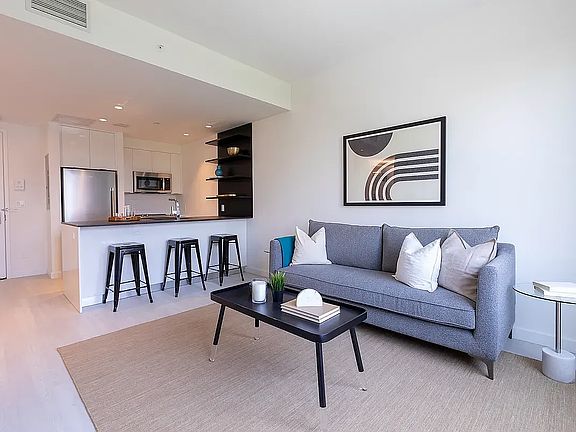 2nd image of 22 Chapel St APT 6D