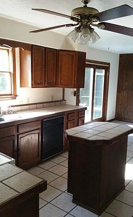 2nd image of 1684 N Crabtree Cir