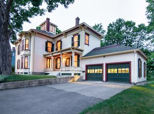 66 School St, Gardiner, ME 04345
