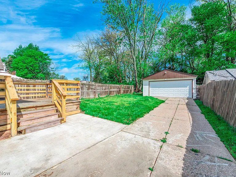 14016 Lakota Ave — Photo 40
