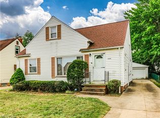 13616 Maple Leaf Dr, Garfield Heights, OH 44125