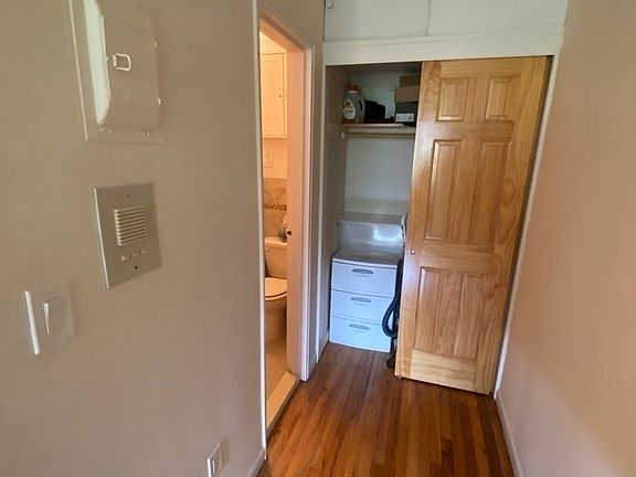 5th image of 312 W 89th St