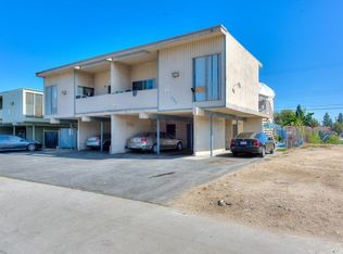 680 E 6th St, Azusa, CA 91702