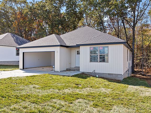 3rd image of 766 Gleason Dr