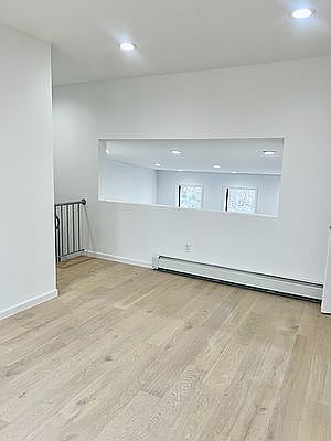3rd image of 347 17th St APT 4