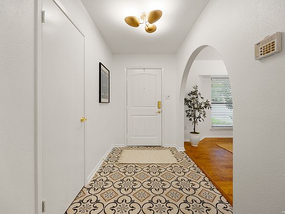 4th image of 15310 DELACHAISE ST