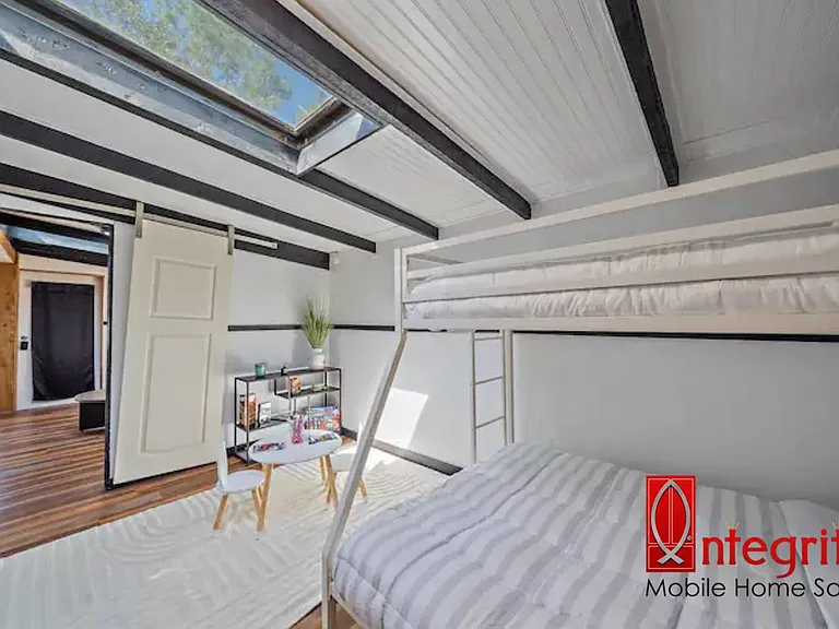 1300 N River Rd #R-63 — Photo 14