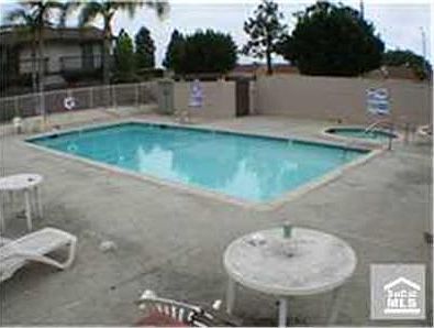 2nd image of 2247 Santa Fe Ave