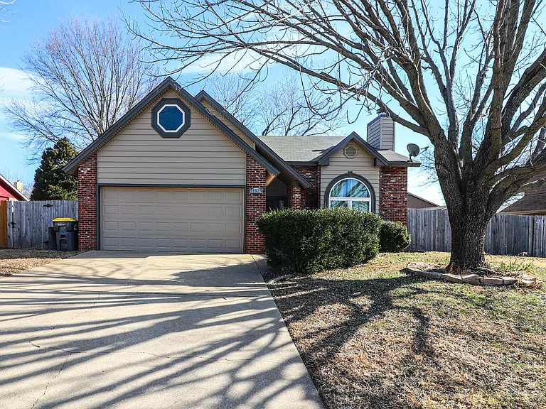 11323 S Ash St — Photo 15