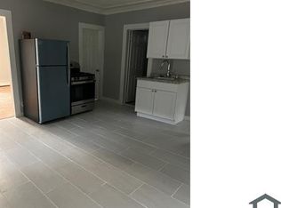 126 Willow St #2, Meriden, CT 06450