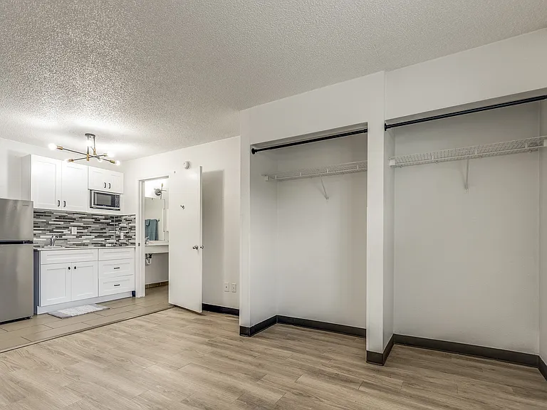 A simple, open layout that gives you the essentials you need without the extra clutter.