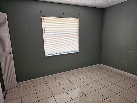 5th image of 102 Whitehall Way