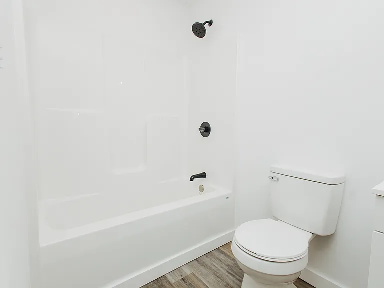 245 Carolina Ave — Photo 6