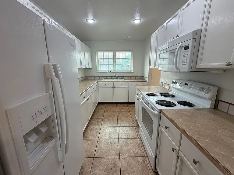 20 S Delaware Ave #10 — Photo 4
