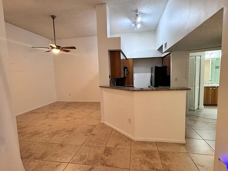 1125 Crystal Way #F — Photo 11