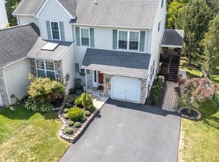 54 Country Rd, Perkasie, PA 18944