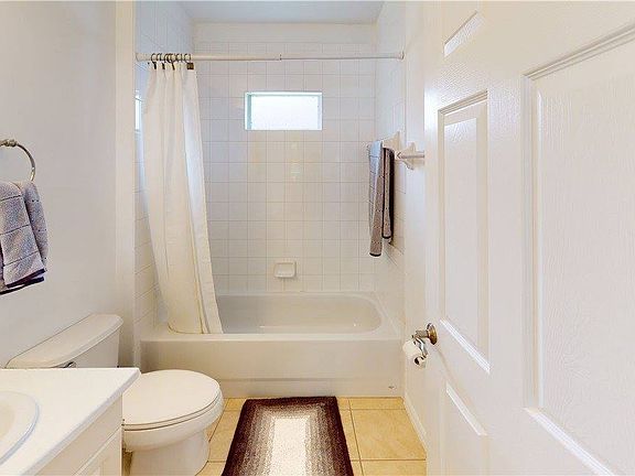 4th image of 19605 Tesoro Way