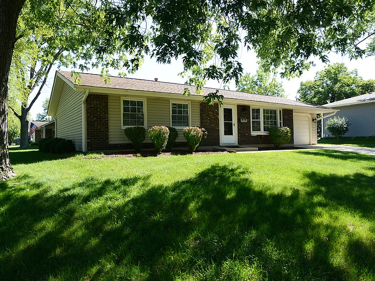 930 Sharon Ln — Photo 33