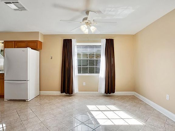 5th image of 13415 Curran Blvd