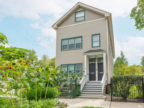 1301 W Nelson St #1, Chicago, IL 60657