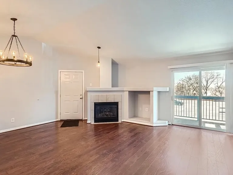 4145 E 119th Pl — Photo 4