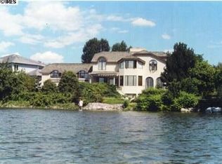 1800 Lakeshore Cir, Fort Collins, CO 80525