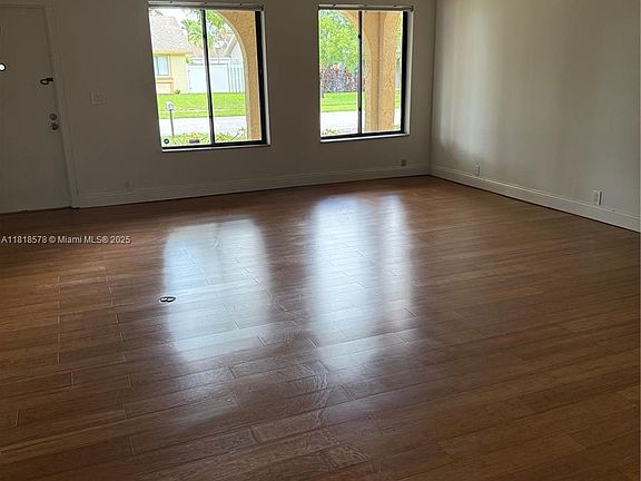 5th image of 10480 NW 20th Ct
