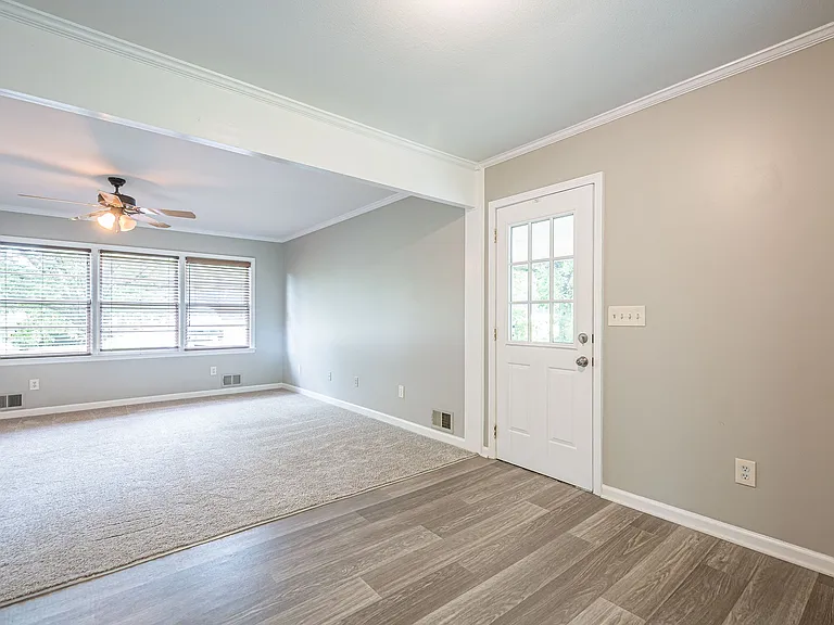 960 Old Canton Rd — Photo 25