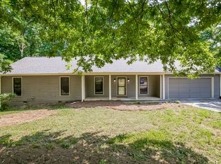 3206 Hidden Forest Dr, Snellville, GA 30078