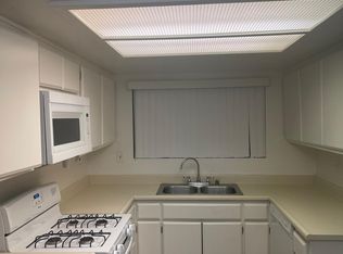 614 W Arrow Hwy, Upland, CA 91786