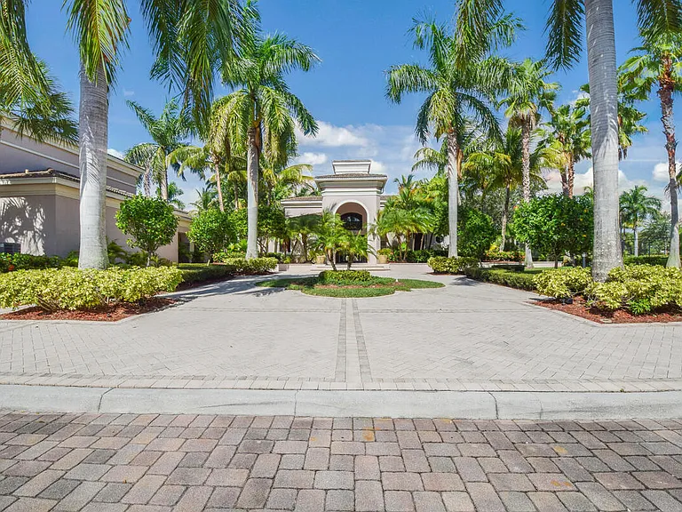 2916 Tuscany Ct #104 — Photo 40