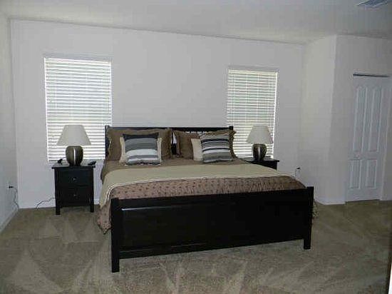 CYP6P1067CP-king-master-bedroom2