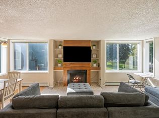 401 Sweetgale Ct #401, Anchorage, AK 99518