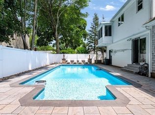 36 Myrtle Ave, Newburyport, MA 01950