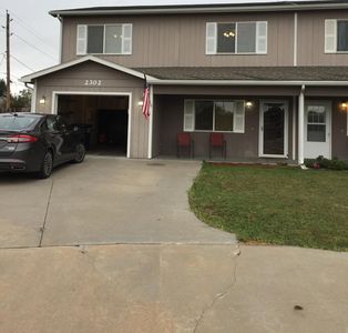 2302 Vineyard Cir, Manhattan, KS, 66502