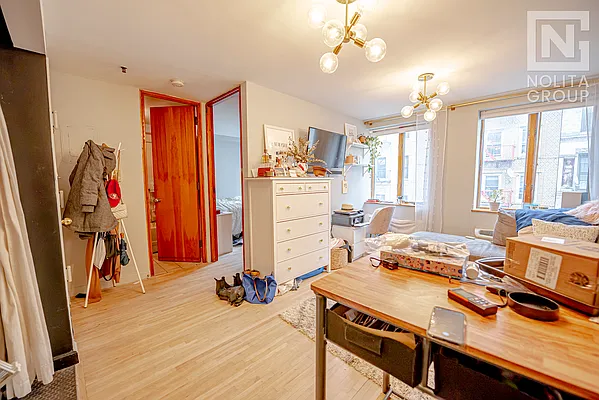 Rented by Nolita Group | media 21