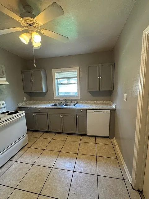 3 bed, 912 sqft, $1,500 — Photo 4
