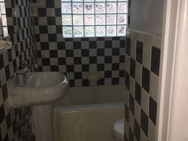 503 E Amelia St — Photo 15