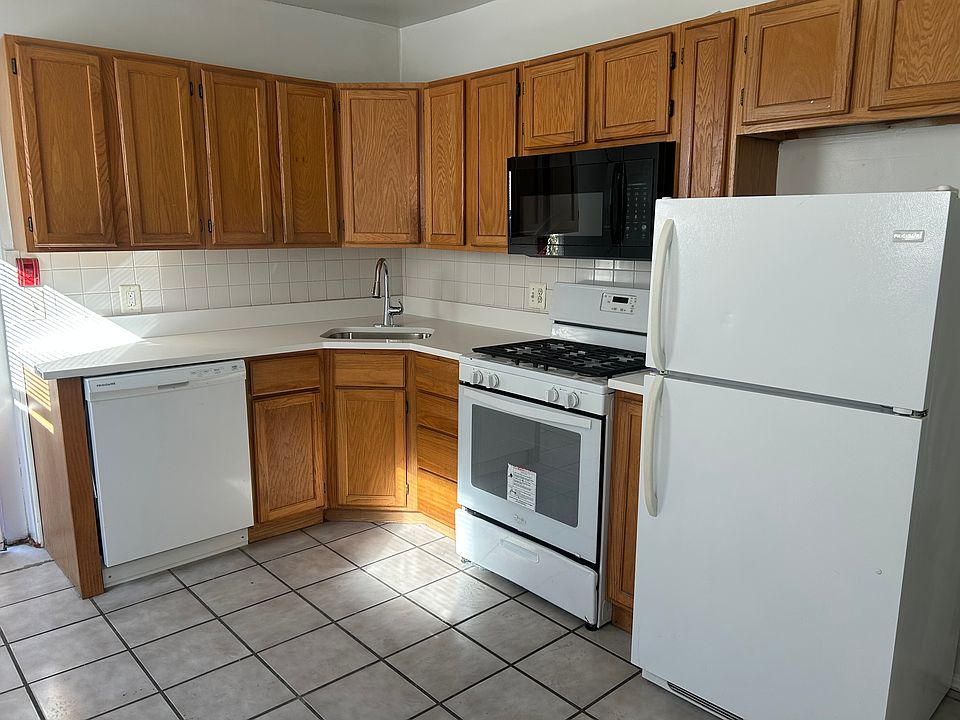 1st image of 4147 Ridge Ave #2F