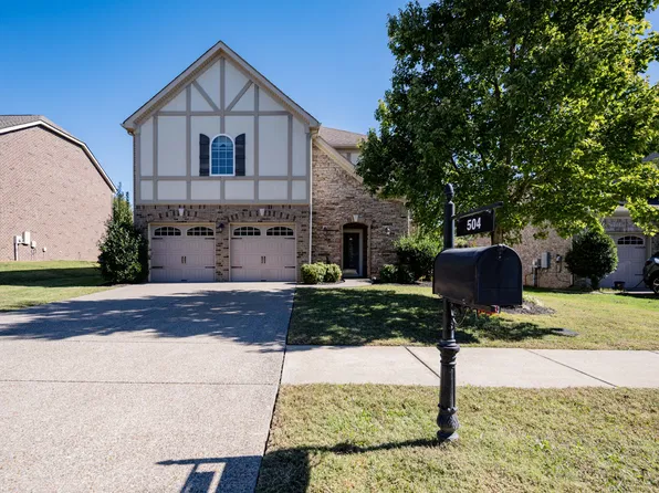 504 Cloverhill Ln, Lebanon, TN 37087
