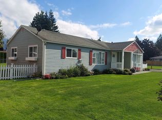 506 W 3rd St, Nooksack, WA 98276