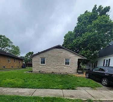 2207 I St photo 1