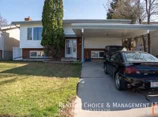 124B Park Meadows Blvd N, Lethbridge, AB T1H 4H6