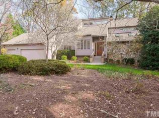 203 Lochview Dr, Cary, NC 27518