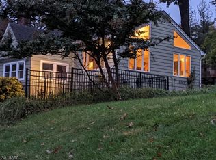 141 Johnston Drive Ext, Watchung, NJ 07069